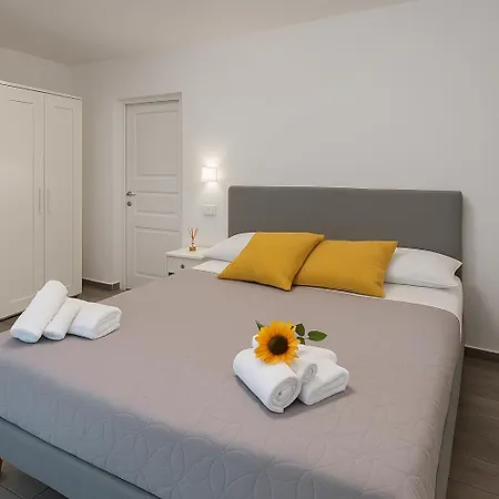 Vibes Guest house 4*
