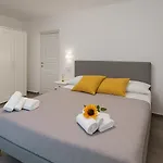Vibes בית הארחה 4*